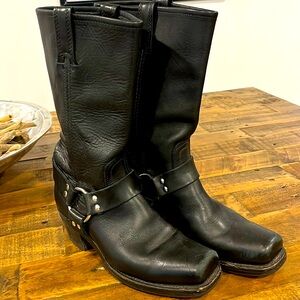Women’s Frye Harness 12R Boots - Sz. 8.5